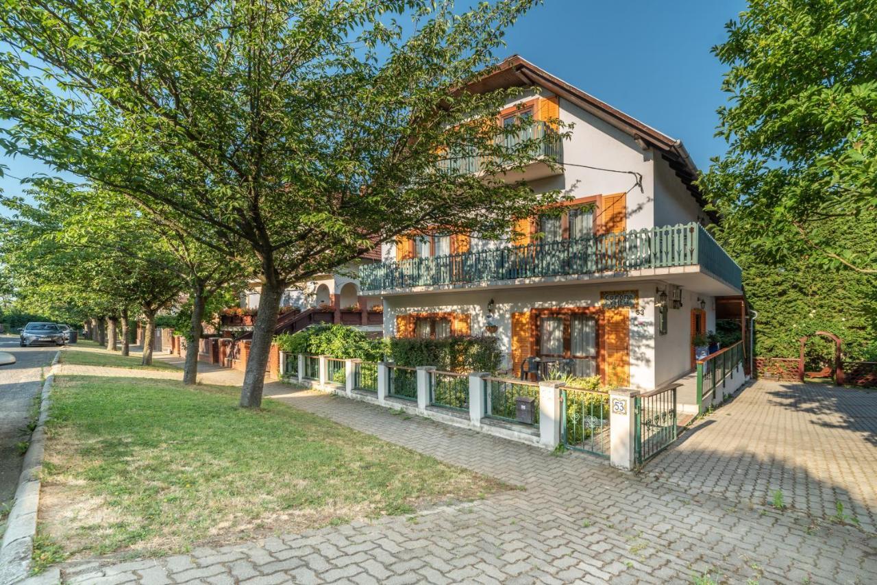 Corona Villa Hévíz Exteriör bild