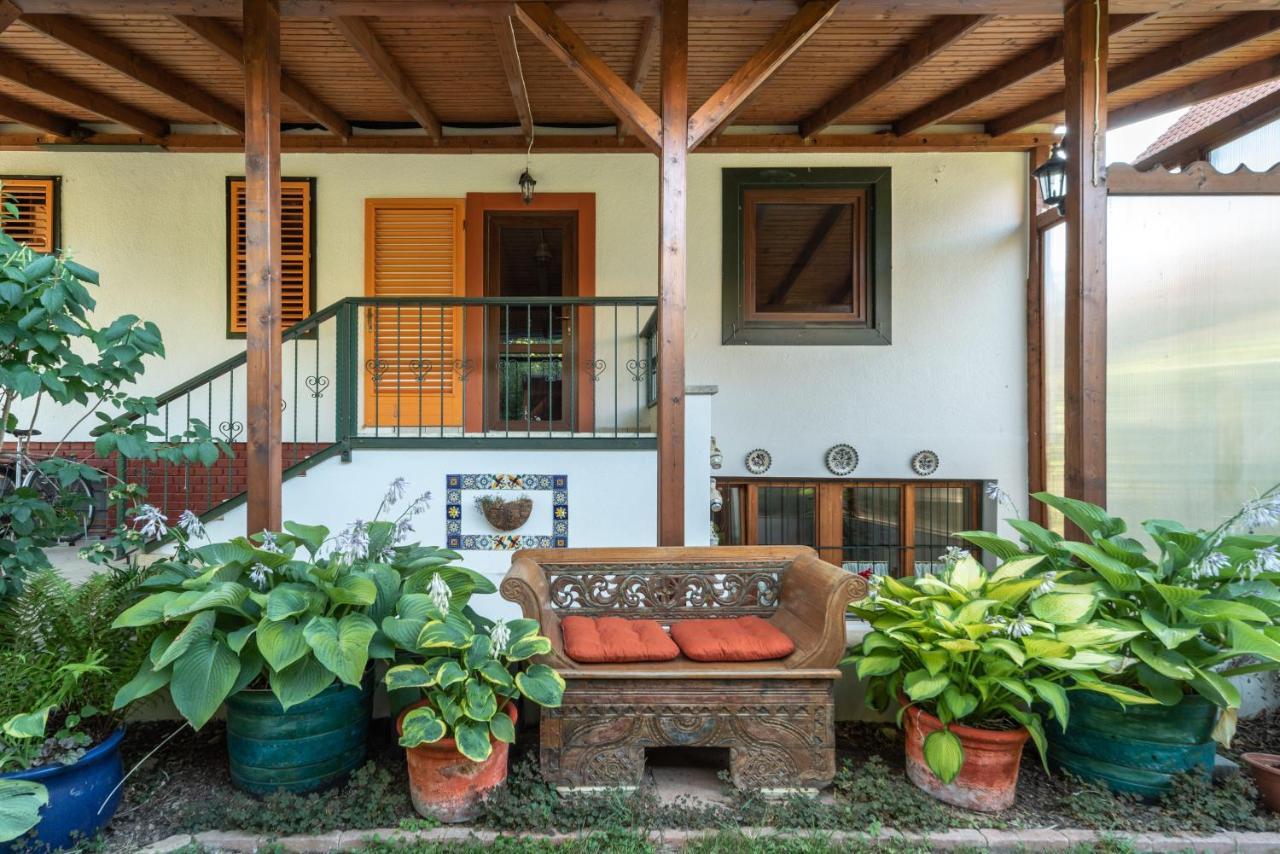 Corona Villa Hévíz Exteriör bild