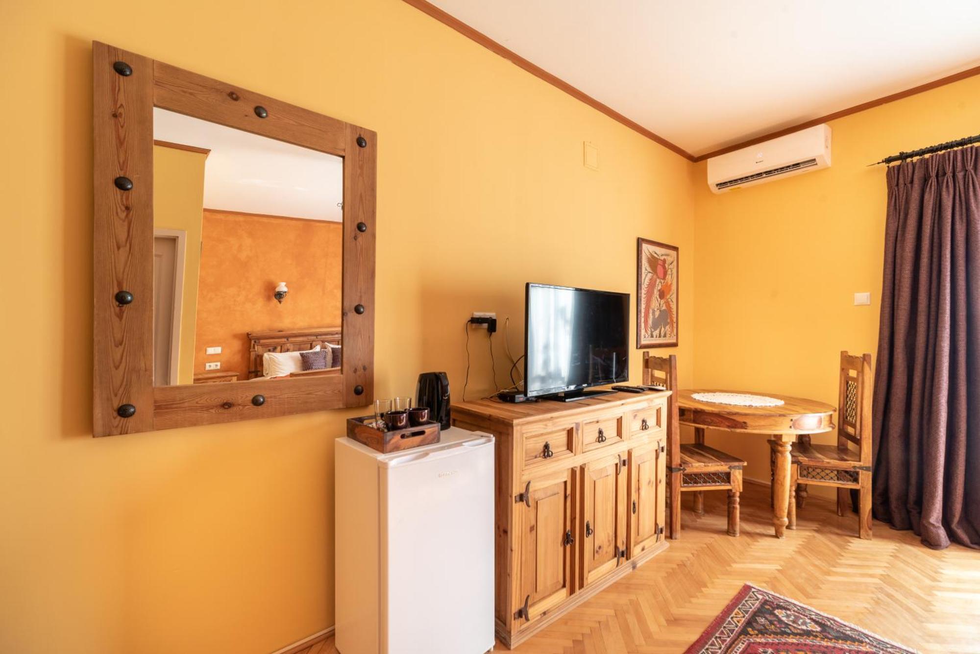 Corona Villa Hévíz Rum bild