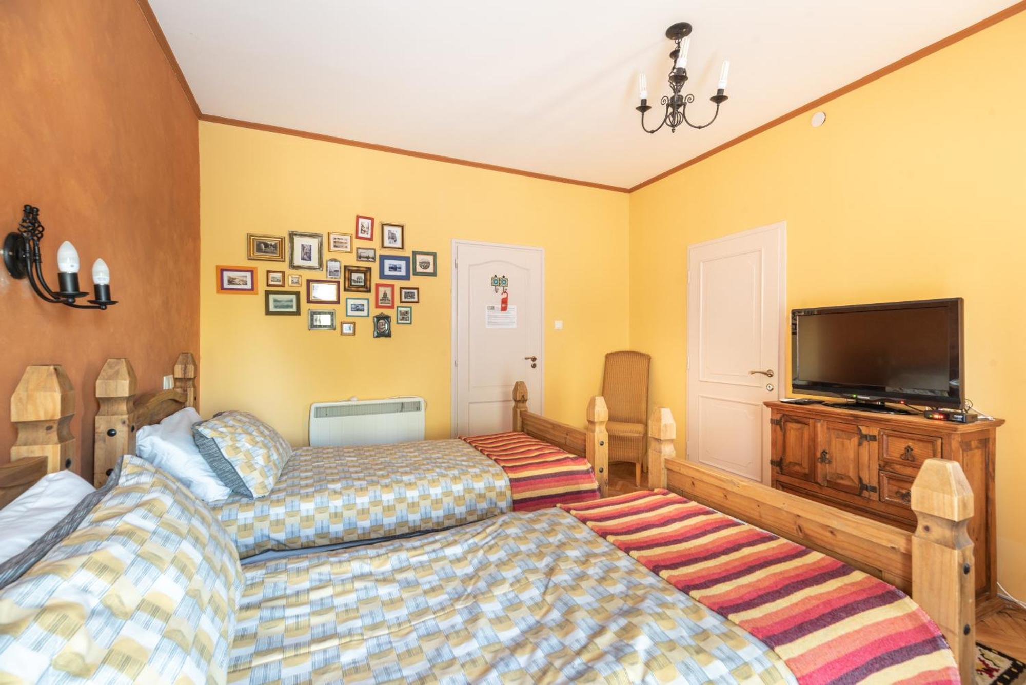 Corona Villa Hévíz Rum bild